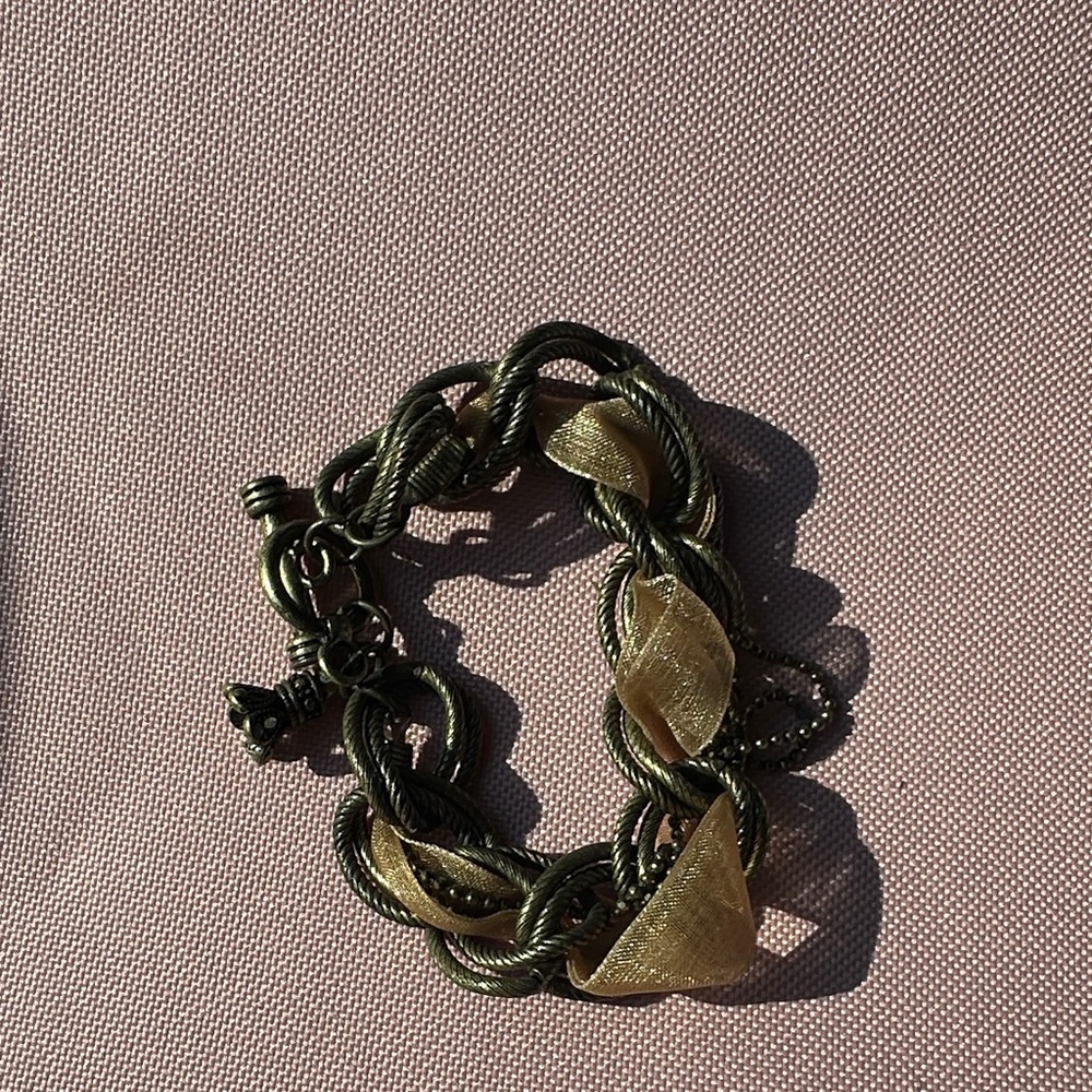 Chic Gold and Black Twisted Bracelet